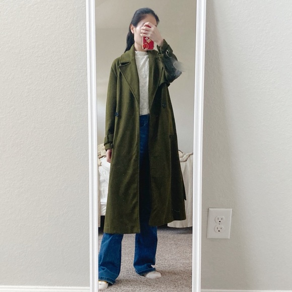 Deep green coat - Picture 3 of 3